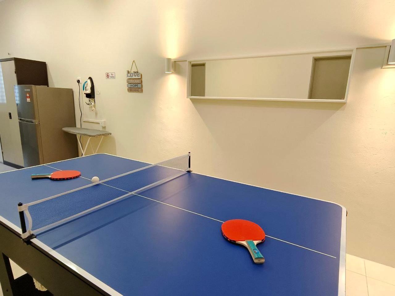 Newcastle Seri Impian Snooker Ping Pong Neflix Келуанг Екстериор снимка